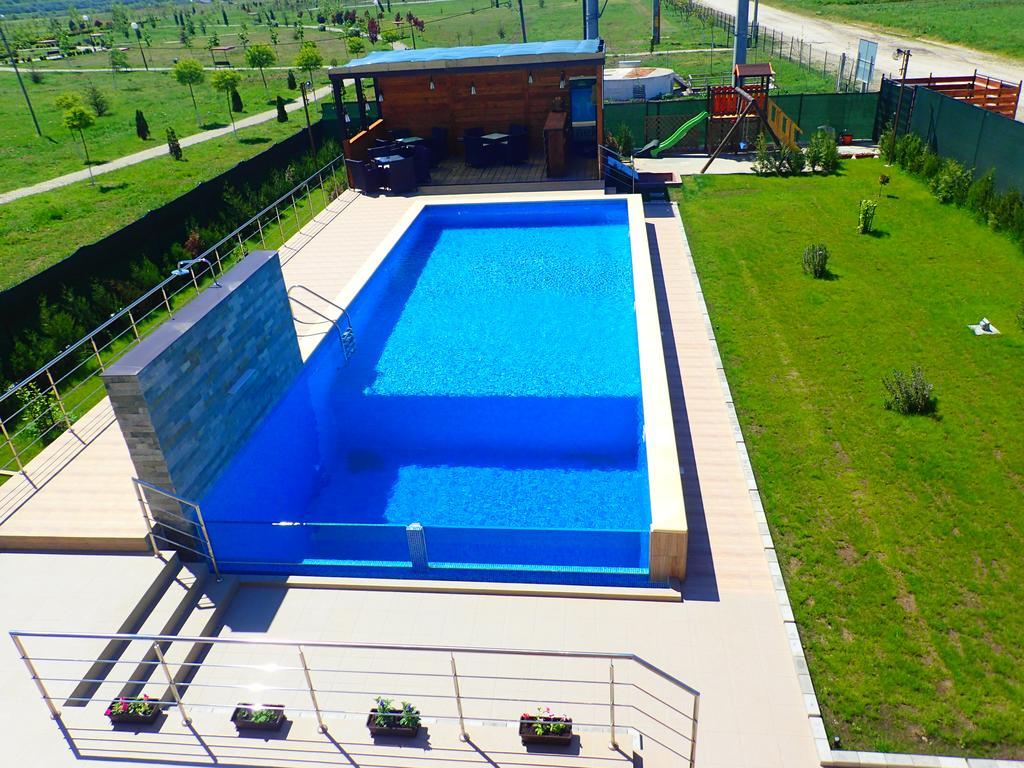 ホテル Indeep Club Cumpăna エクステリア 写真